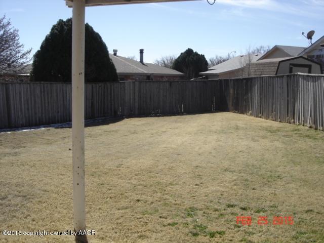 5102 Emory Court Amarillo, TX 79110 - Photo 3 of 14 DSC02855
