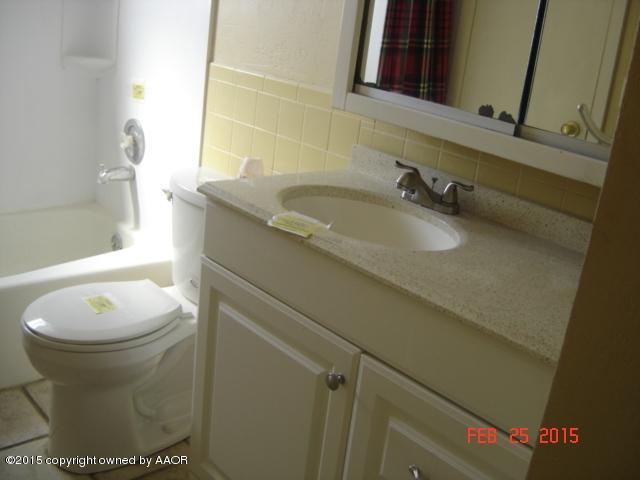 5102 Emory Court Amarillo, TX 79110 - Photo 6 of 14 DSC02853