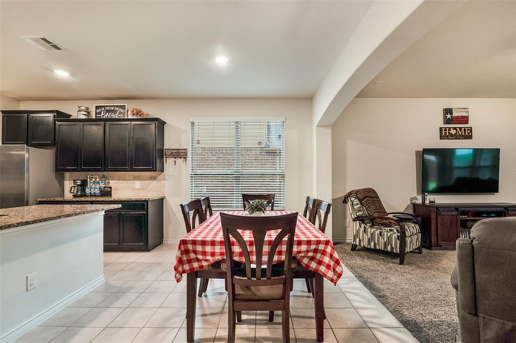 1733 Beasley Street Van Alstyne, TX 75495 - Photo 10 of 32