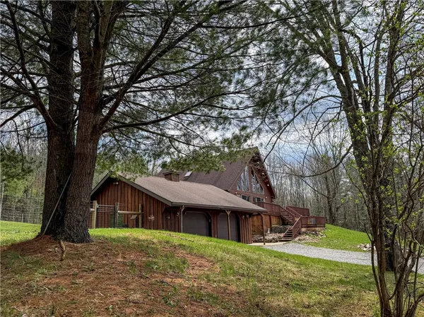 $449,900 | 6943 Howard Road, Friendship, NY 14739