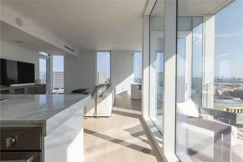 $1,895,000 | 313 West 17th Street, Unit 2007, Austin, TX 78701