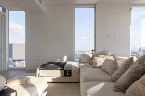 $1,895,000 | 313 West 17th Street, Unit 2007, Austin, TX 78701