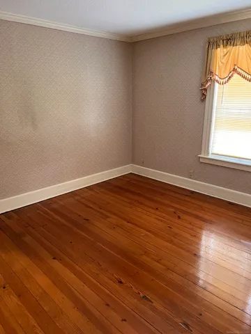 $2,125 | 48 Pratt Street, Glastonbury, CT 06033