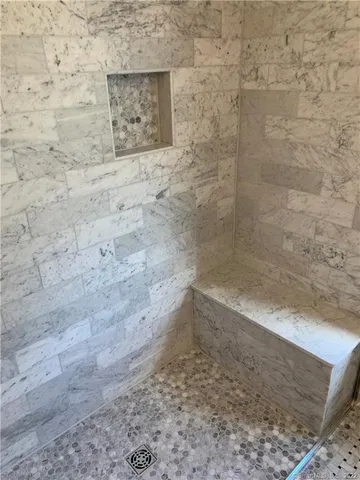 $2,125 | 48 Pratt Street, Glastonbury, CT 06033