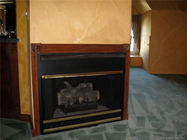 $2,125 | 48 Pratt Street, Glastonbury, CT 06033