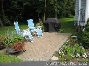 $2,125 | 48 Pratt Street, Glastonbury, CT 06033