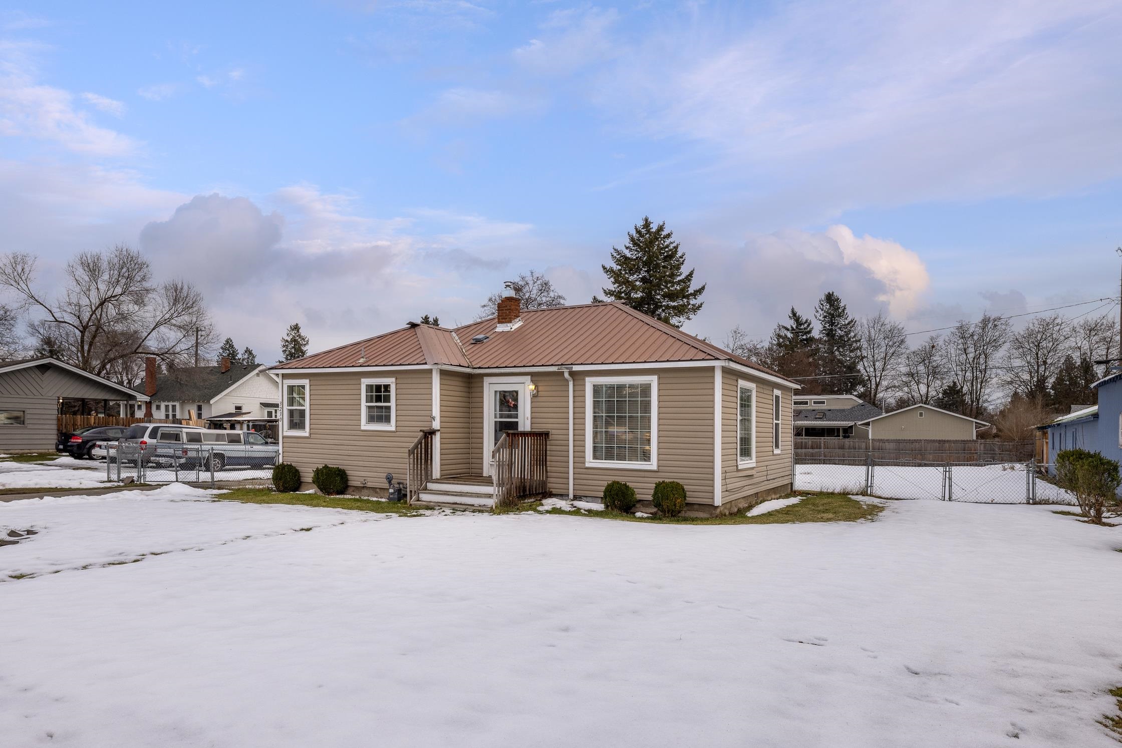 3230 North Elton Road Spokane Valley, WA 99212 - Photo 2 of 19