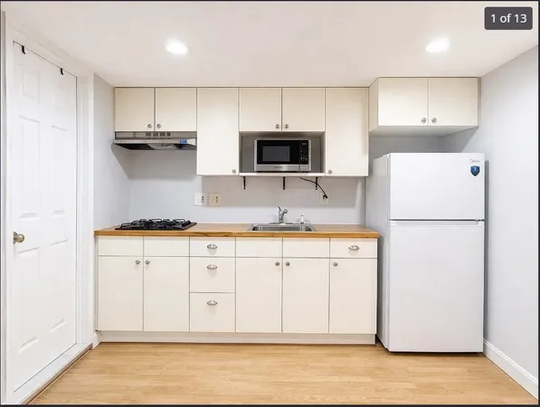 $2,300 | 528 Bennington Street, Unit 2, Boston, MA 02128