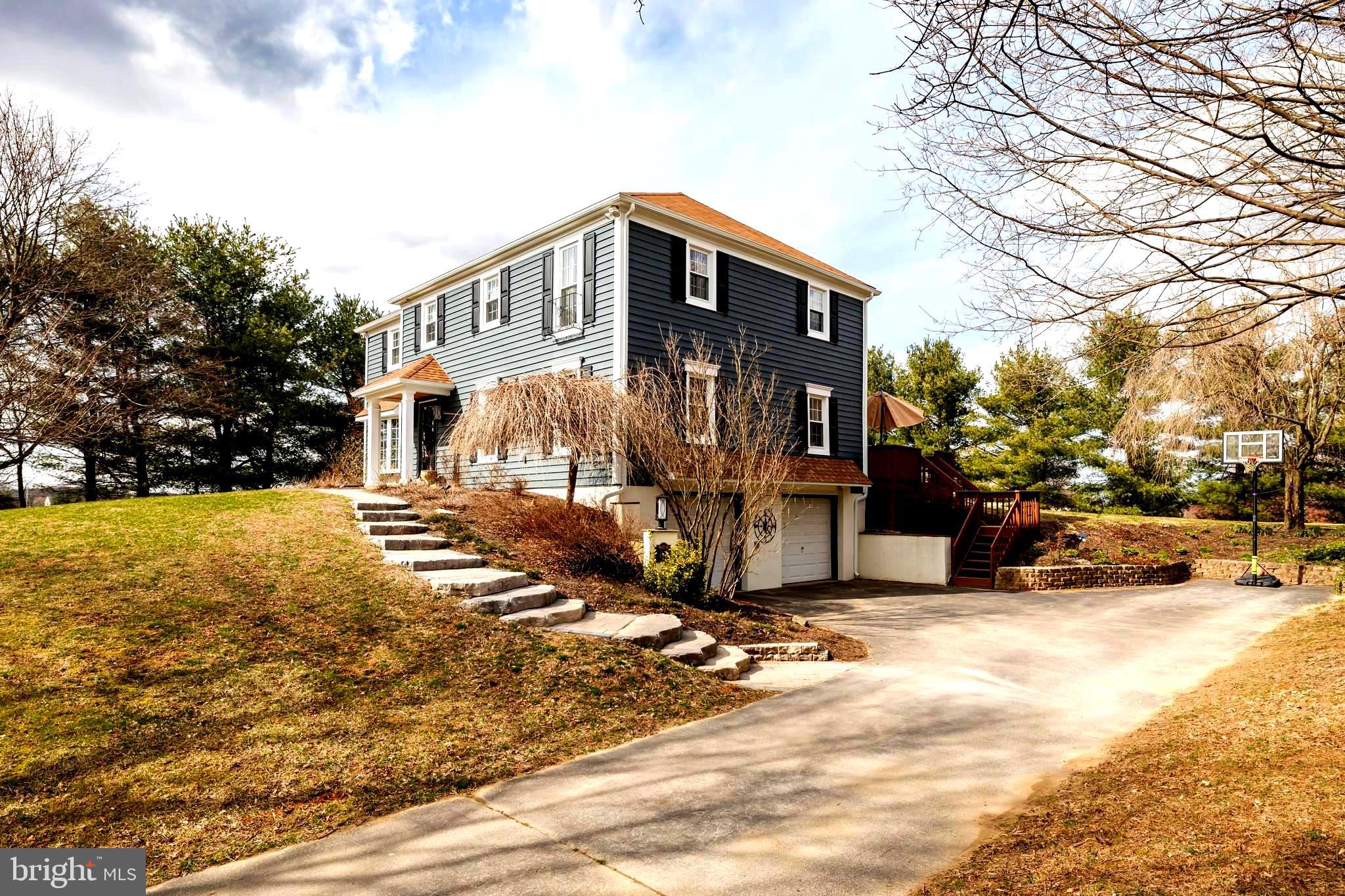 683 East Reeceville Road Coatesville, PA 19320 - Photo 2 of 33