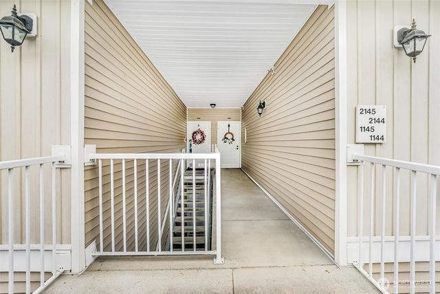 $390,000 | 825 Harrington Place Southeast, Unit 2145, Renton, WA 98058