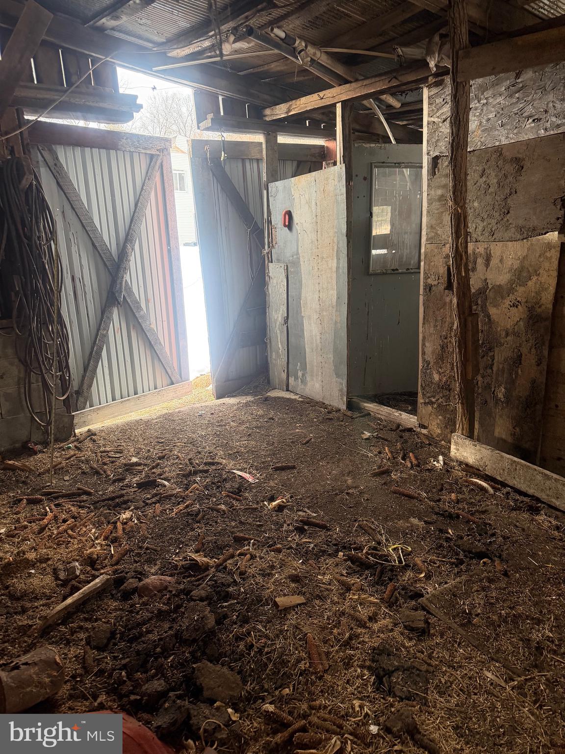 875 R And D Lane McConnellsburg, PA 17233 - Photo 33 of 38 Upper Barn/ Run-in Stall Barn