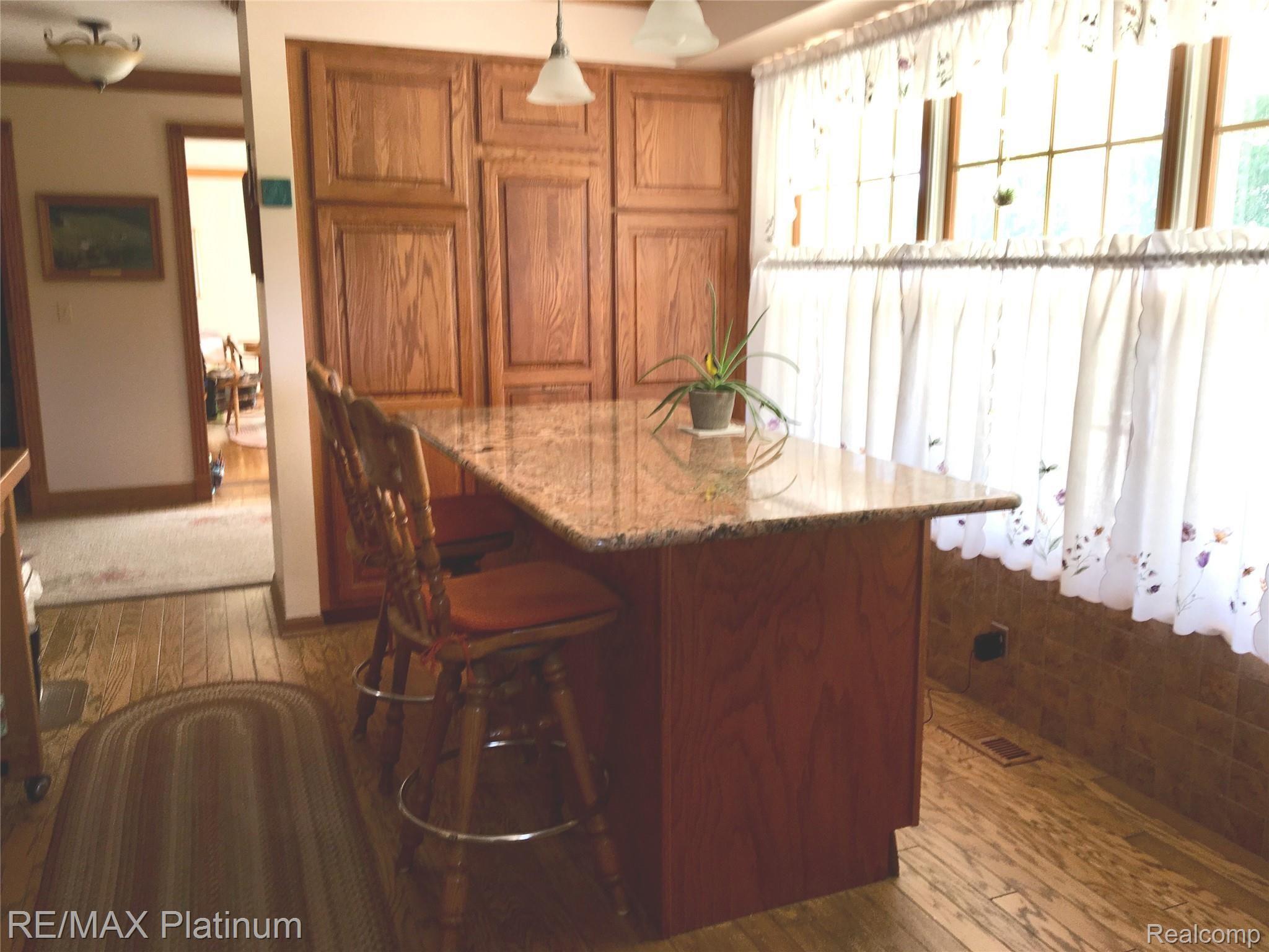 5252 Norton Road Howell, MI 48843 - Photo 8 of 35 Img_2183.jpg