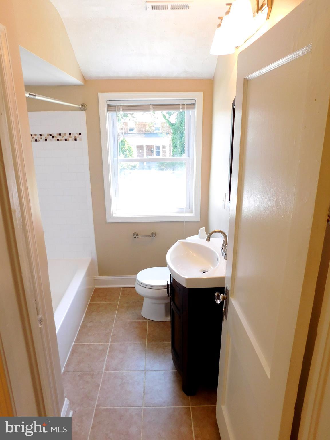 4544 Marble Hall Road Baltimore, MD 21239 - Photo 24 of 30 Bath