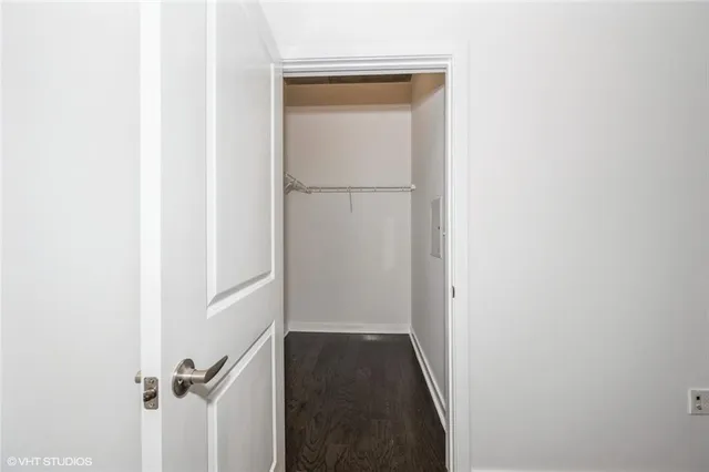 $235,000 | 400 West Peachtree Street Northwest, Unit 2010, Atlanta, GA 30308