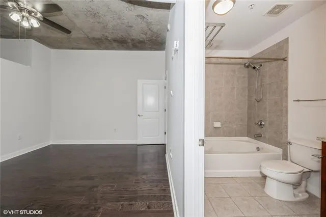 $235,000 | 400 West Peachtree Street Northwest, Unit 2010, Atlanta, GA 30308