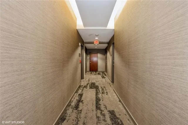 $235,000 | 400 West Peachtree Street Northwest, Unit 2010, Atlanta, GA 30308