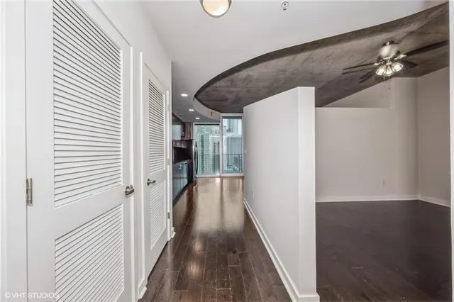 $235,000 | 400 West Peachtree Street Northwest, Unit 2010, Atlanta, GA 30308