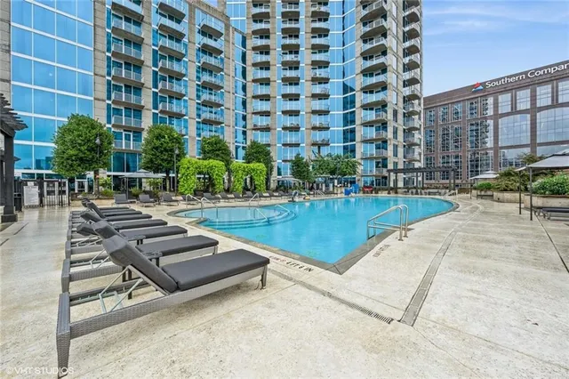 $235,000 | 400 West Peachtree Street Northwest, Unit 2010, Atlanta, GA 30308