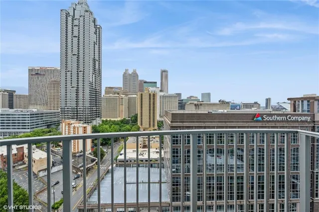 $235,000 | 400 West Peachtree Street Northwest, Unit 2010, Atlanta, GA 30308
