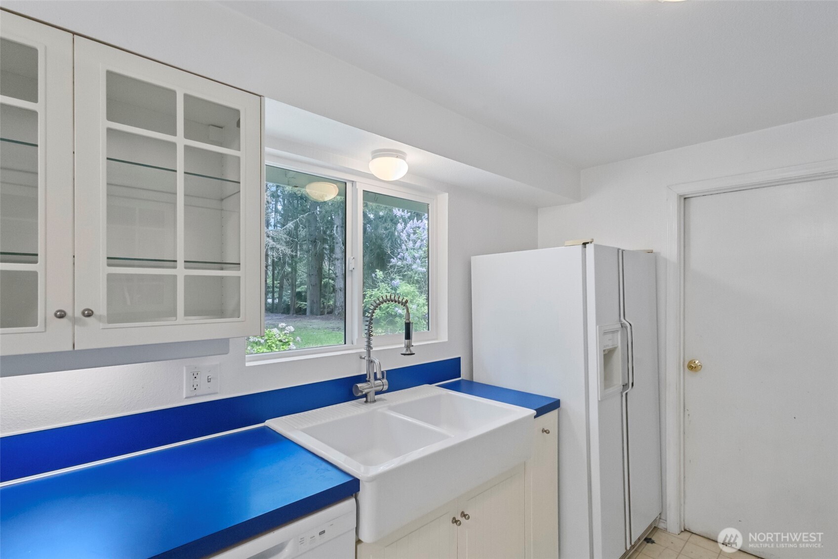 4340 Rollinghill Road Clinton, WA 98236 - Photo 16 of 37 Gallery Image 16