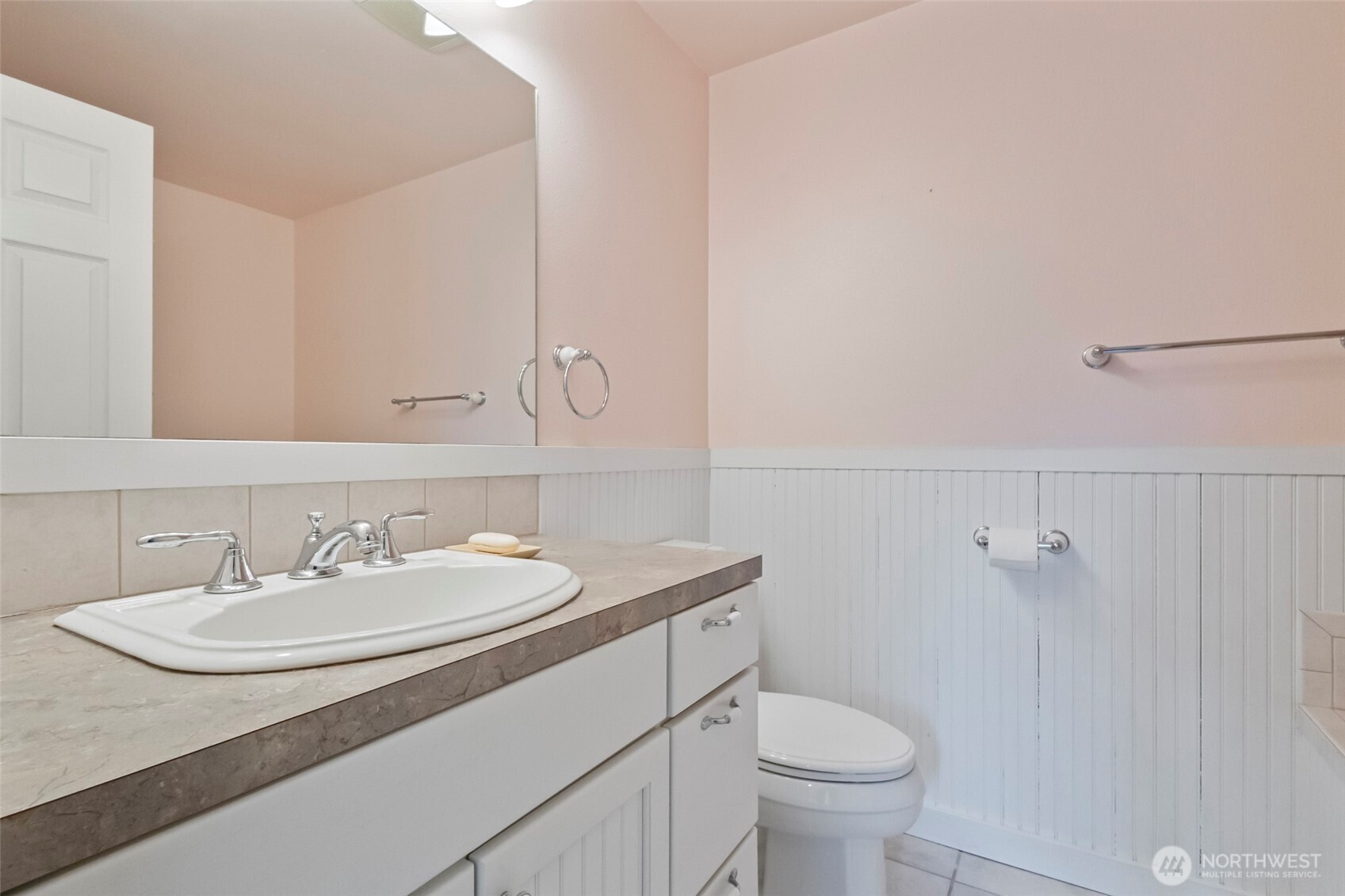 4340 Rollinghill Road Clinton, WA 98236 - Photo 21 of 37 Gallery Image 21