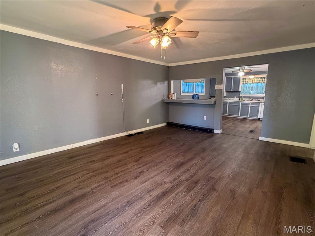 305 Mine Road Sawyerville, IL 62085 - Photo 2 of 17