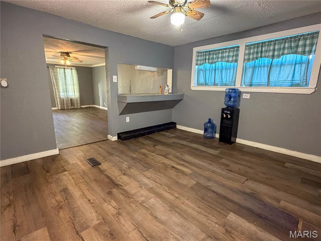 305 Mine Road Sawyerville, IL 62085 - Photo 5 of 17