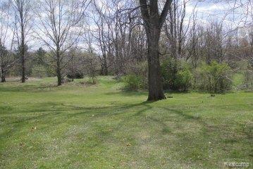 918 Francis Road Howell, MI 48843 - Photo 10 of 15 Back Acreage.JPG