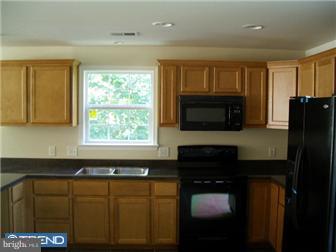2917 Burden Road Brookhaven, PA 19015 - Photo 3 of 7 Gallery Image 3