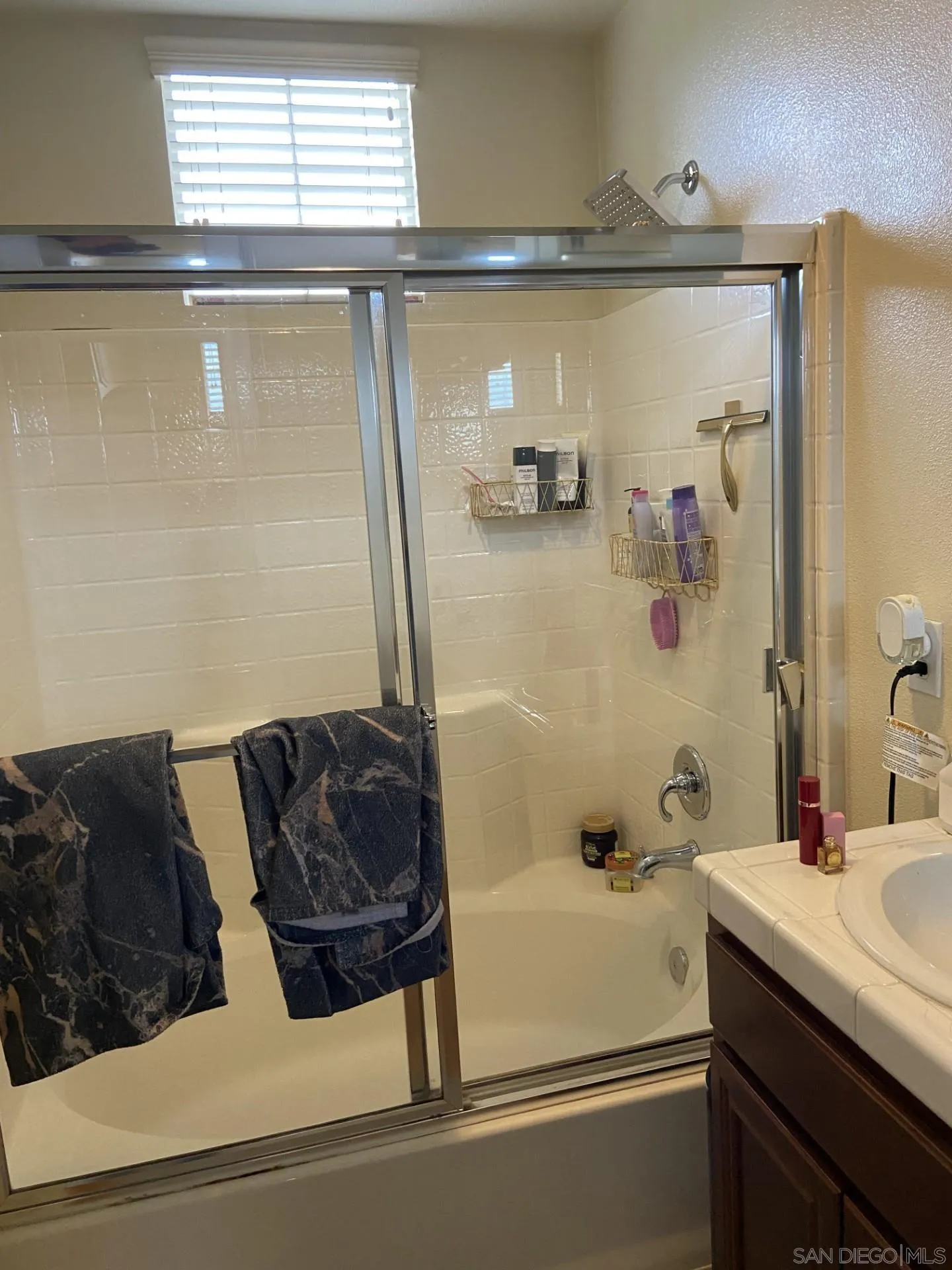 64 Via Sovana Santee, CA 92071 - Photo 9 of 18