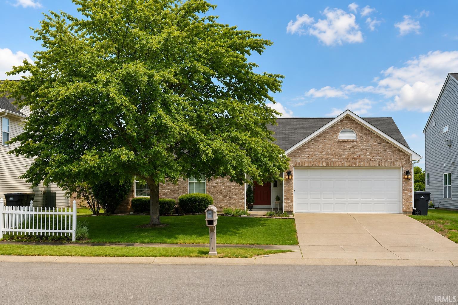 5827 Granite Drive Anderson, IN 46013 - Photo 2 of 29