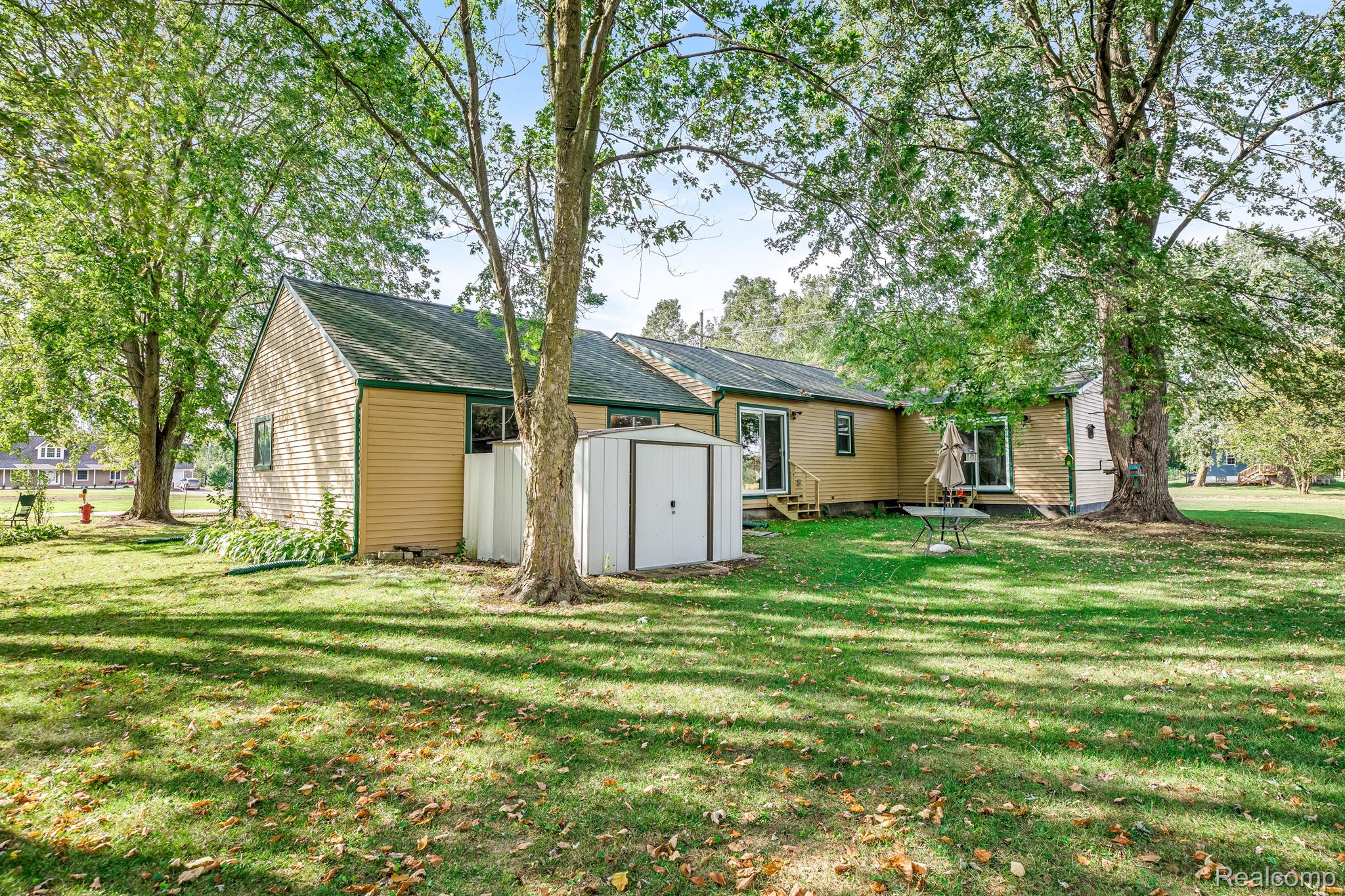 24661 Haggerty Road New Boston, MI 48164 - Photo 23 of 34 Gallery Image 23