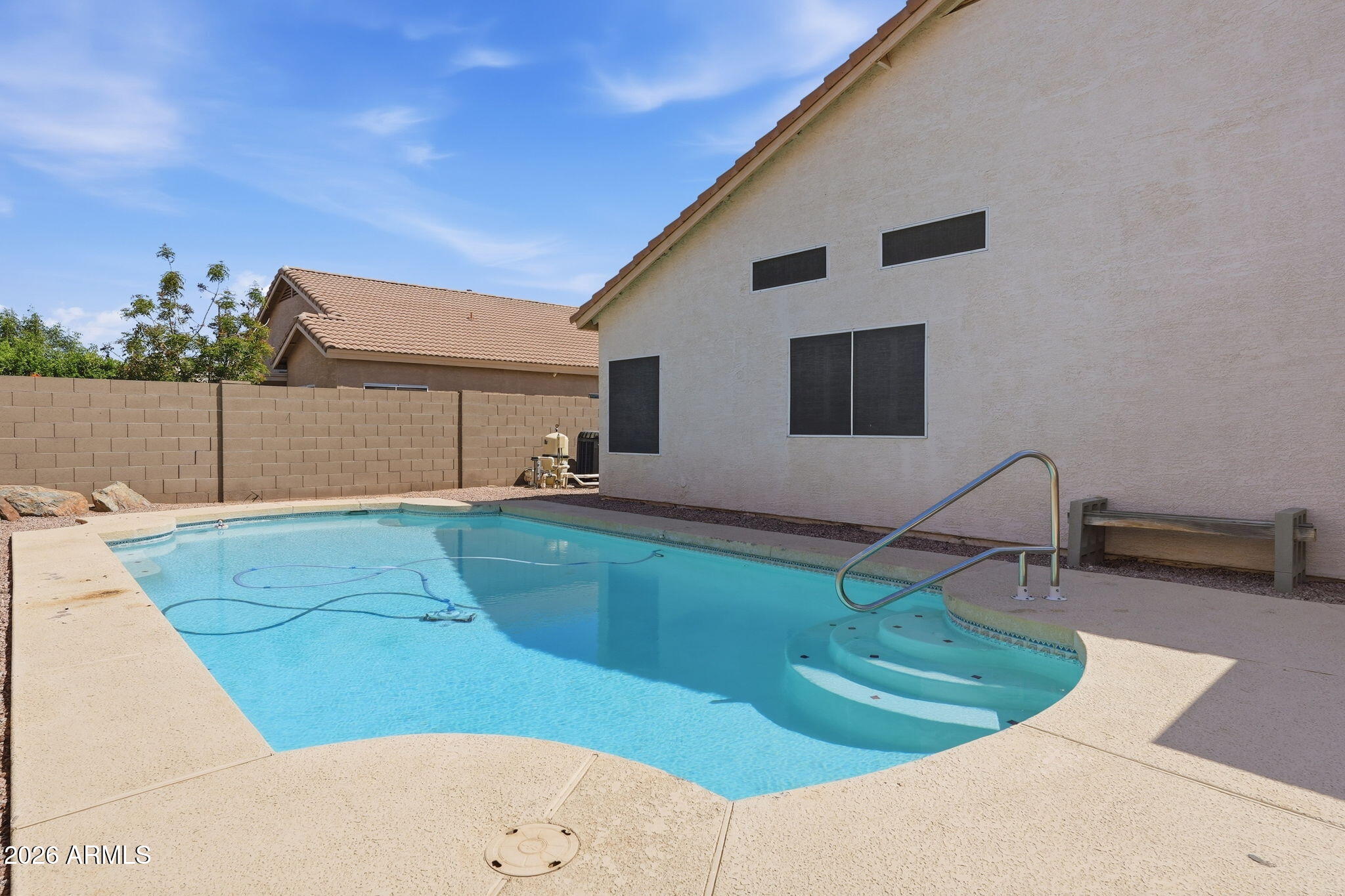 742 North Boulder Street Gilbert, AZ 85234 - Photo 20 of 22 a view of a backyard