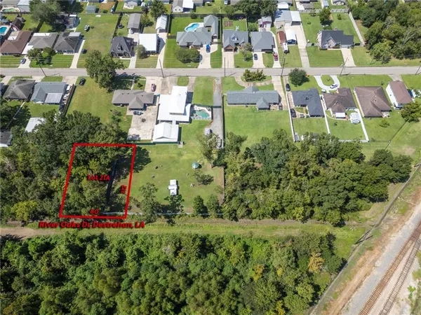 $39,900 | 441 River Oaks Drive, Destrehan, LA 70047