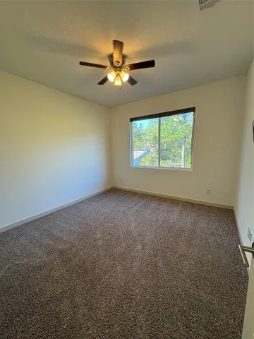 $2,100 | 116 Kohala Lane, Bastrop, TX 78602