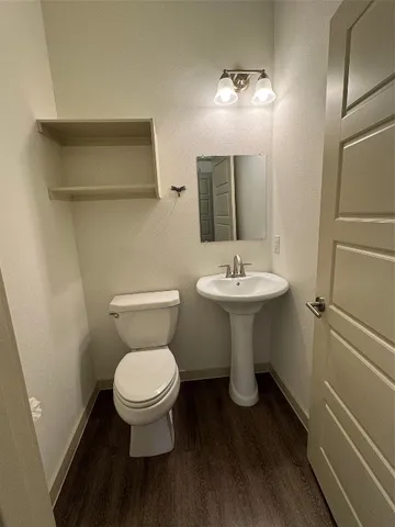 $2,100 | 116 Kohala Lane, Bastrop, TX 78602