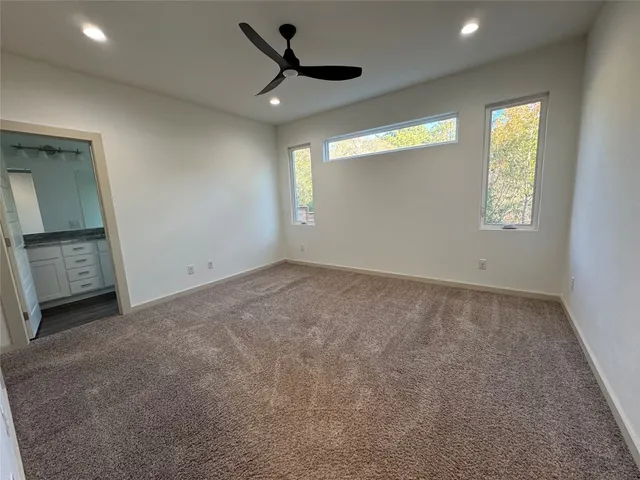 $2,100 | 116 Kohala Lane, Bastrop, TX 78602