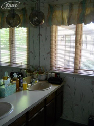 6120 West Vienna Road Clio, MI 48420 - Photo 10 of 18 20238105-9.JPG