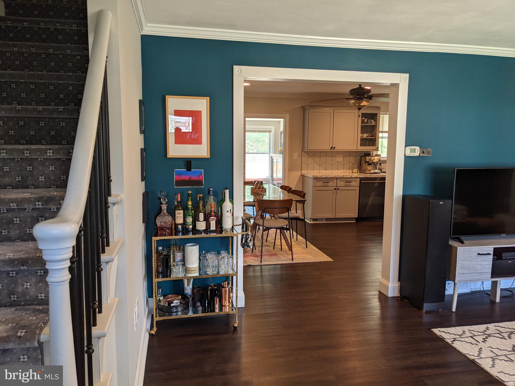 15 Roxboro Road Trenton, NJ 08648 - Photo 2 of 25