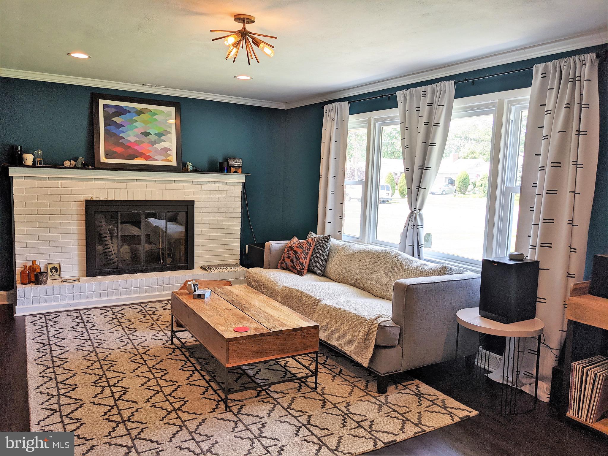 15 Roxboro Road Trenton, NJ 08648 - Photo 4 of 25