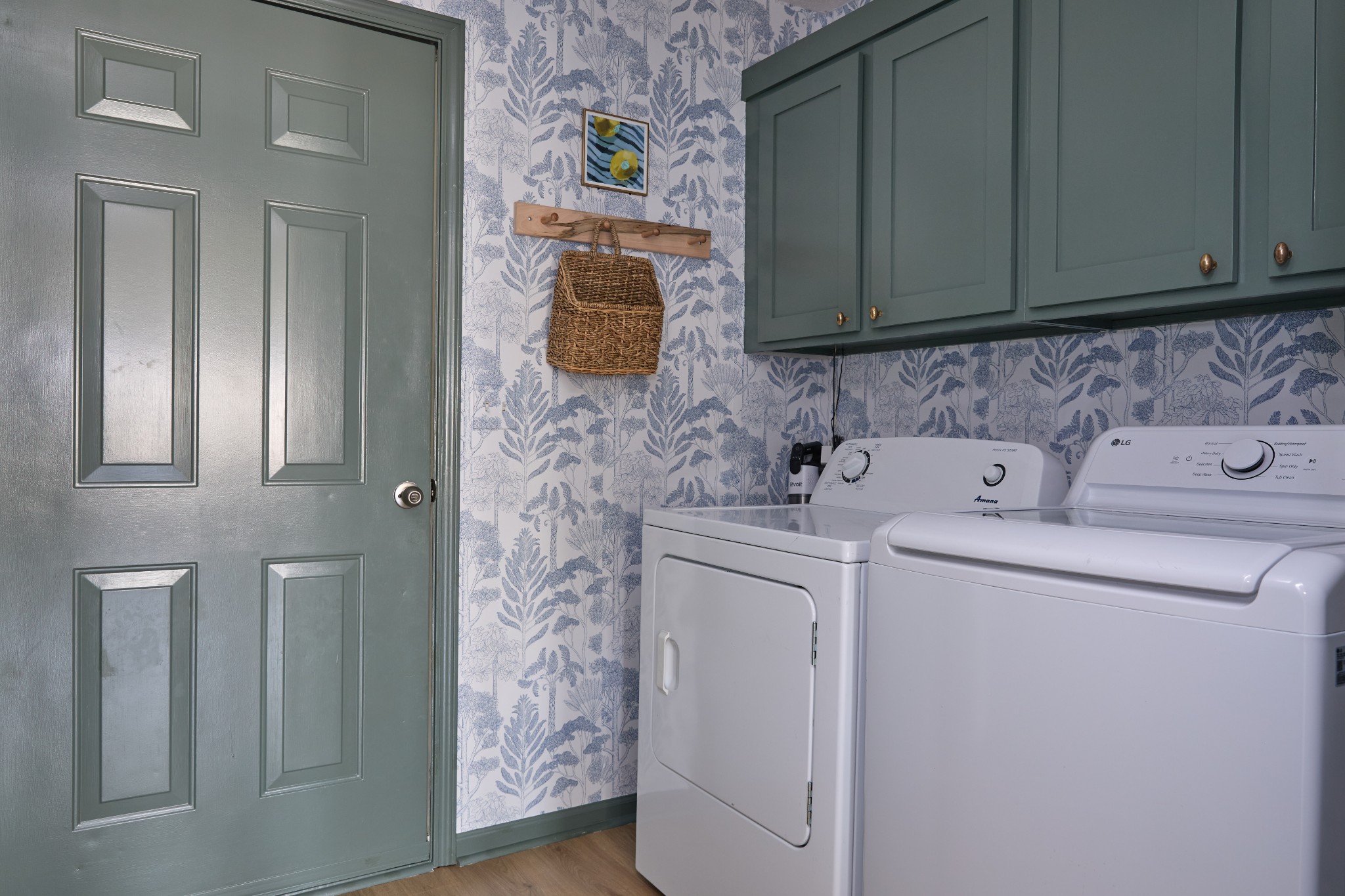 1910 Portview Drive Spring Hill, TN 37174 - Photo 16 of 50 a utility room with dryer and washer