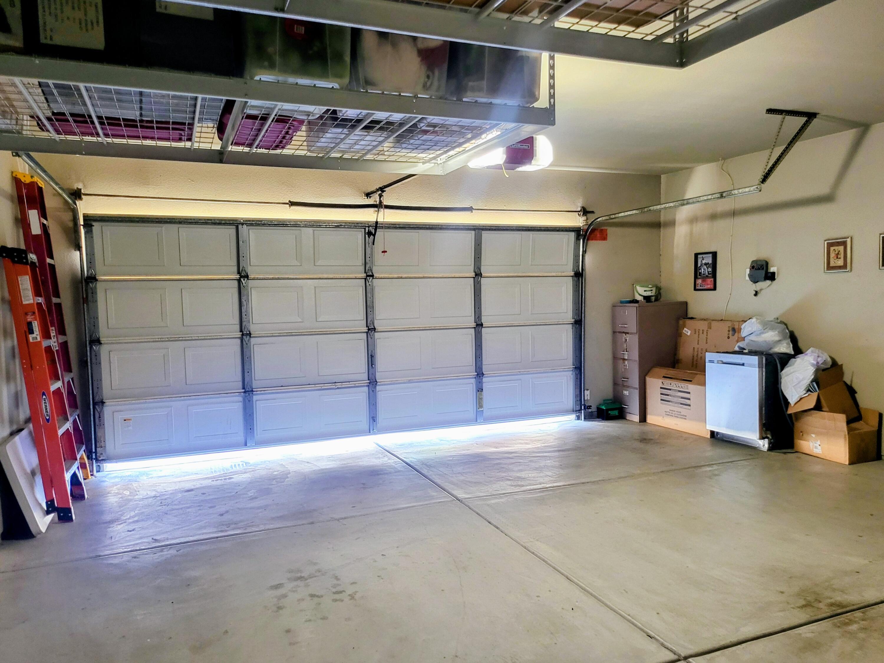 67235 Garbino Road Cathedral City, CA 92234 - Photo 19 of 45 2 Car Garage
