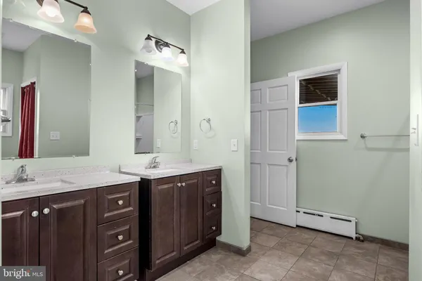$685,000 | 53 Arneys Mt Road, Pemberton, NJ 08068