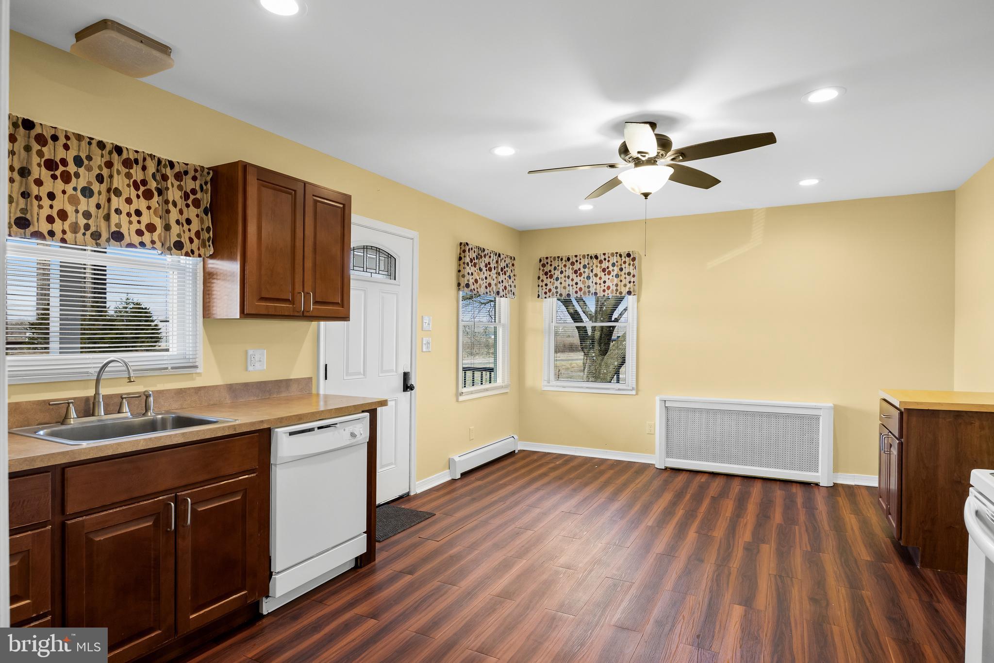 53 Arneys Mt Road Pemberton, NJ 08068 - Photo 32 of 61 Inlaw Suite kitchen