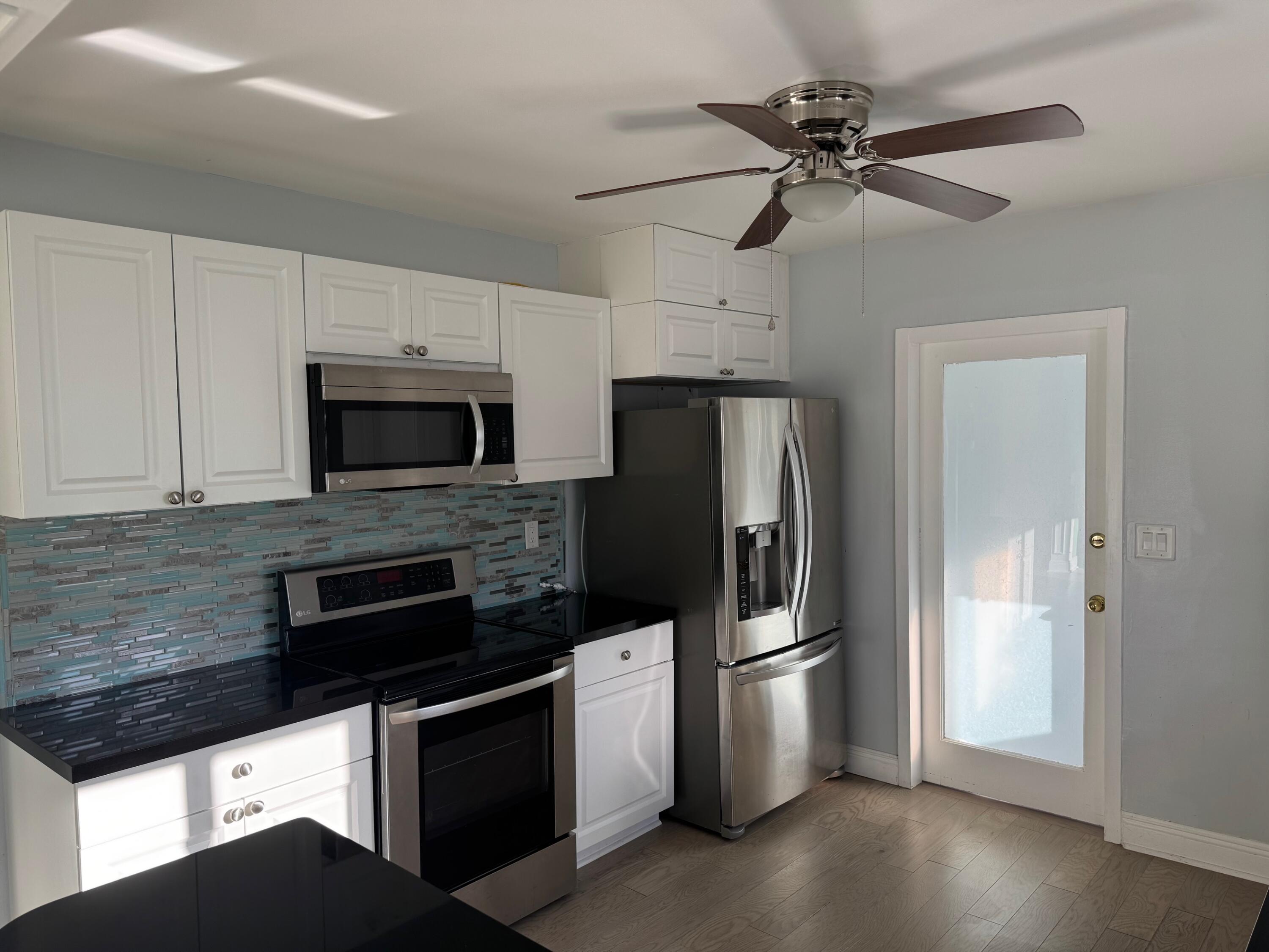 167 East 24th Street Riviera Beach, FL 33404 - Photo 2 of 37 IMG_5990 (1)