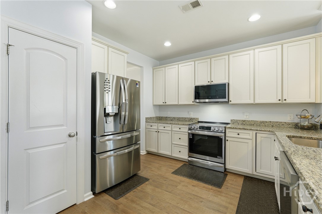 47 Belle Gate Court Pooler, GA 31322 - Photo 11 of 42