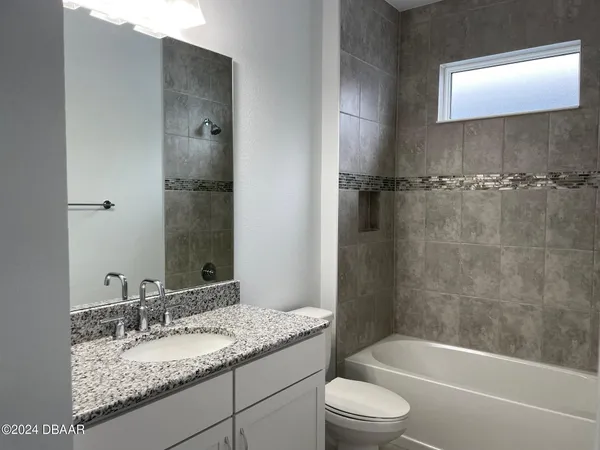 $3,000 | 818 Bama Breeze Drive, Daytona Beach, FL 32124