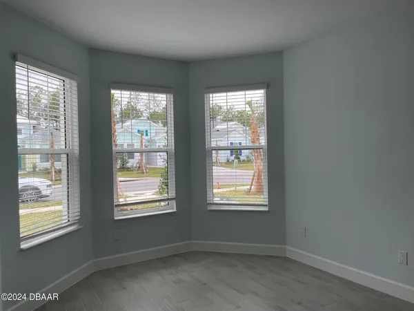 $3,000 | 818 Bama Breeze Drive, Daytona Beach, FL 32124