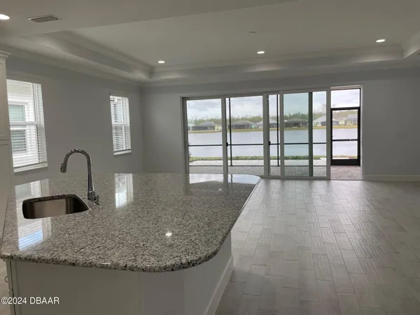 $3,000 | 818 Bama Breeze Drive, Daytona Beach, FL 32124