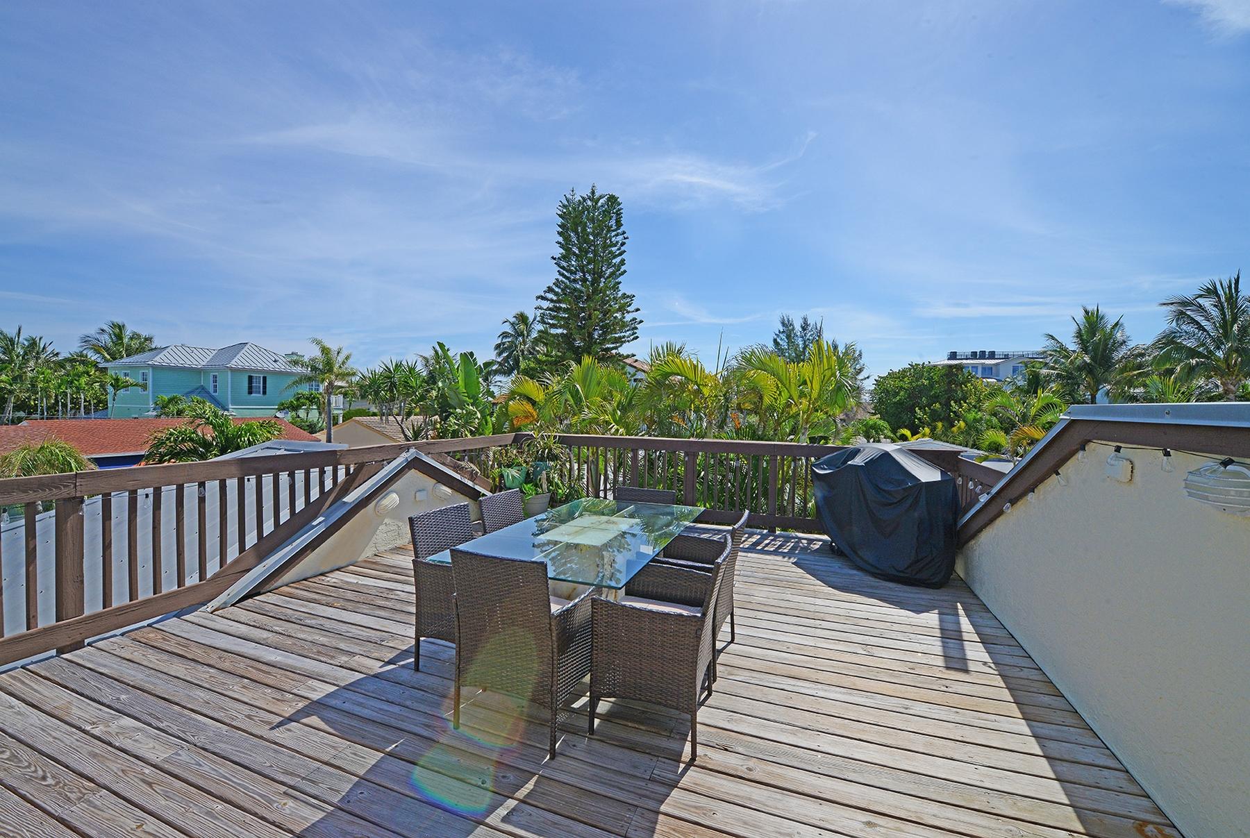 21 Oceanview Drive Ocean Ridge, FL 33435 - Photo 15 of 38 13